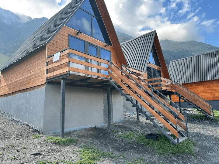 A&B Cottages 카즈베기 외부 사진