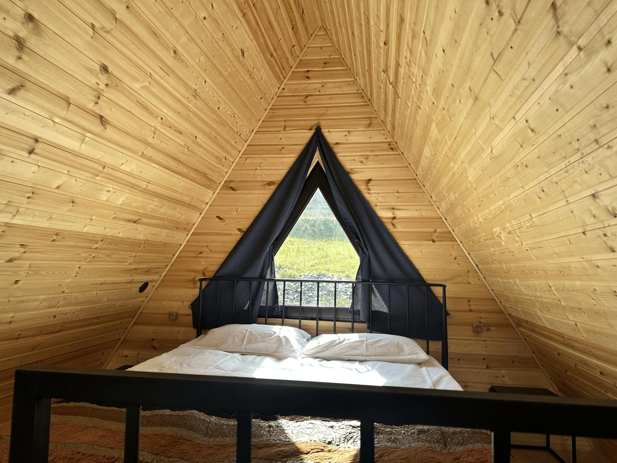 A&B Cottages 카즈베기 외부 사진