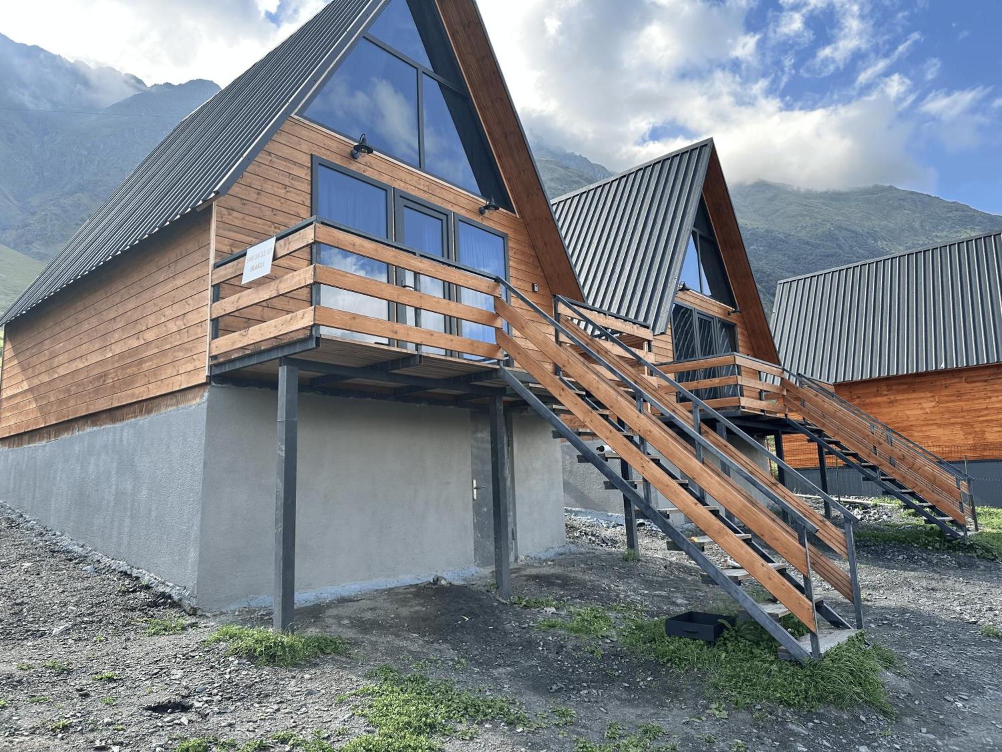 A&B Cottages 카즈베기 외부 사진